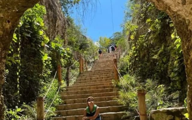 Cenotes Santa Barbara & Izamal Magic Town photo 7