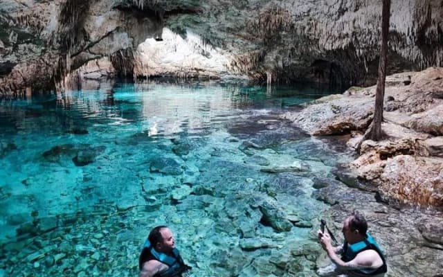 Private Tour to Tulum, Cenote and Swimming with Turtles photo 8