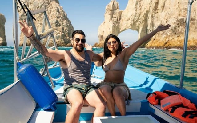 Snorkel and Explore Pelican Rock by Boat with Photos