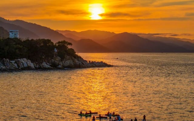 Bioluminescence by Kayak or SUP to Los Arcos, Puerto Vallarta photo 5