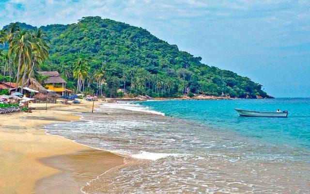 Authentic Local Experience in Quimixed Boat Tour and Waterfall photo 4