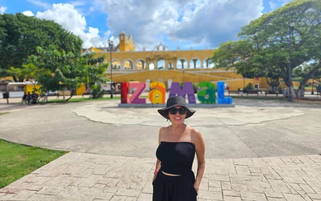 Tour 100% en español a Chichén Itzá + cenote + Izamal photo 6