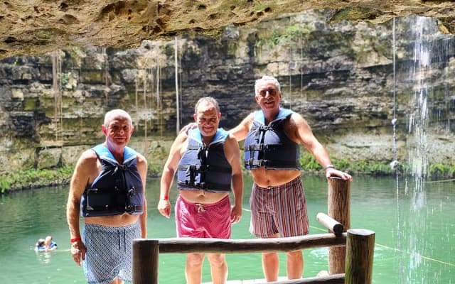 Tour 100% en español a Chichén Itzá + cenote + Izamal photo 9