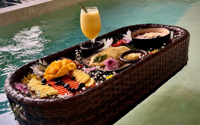 Private Floating Breakfast Chef Experience in Tulum photo 4