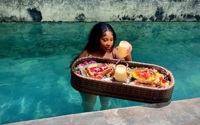 Private Floating Breakfast Chef Experience in Tulum photo 6