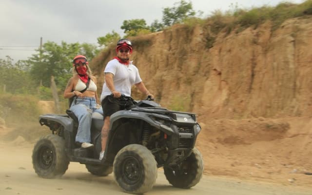Explore the Jungle by off-road vehicle photo 15