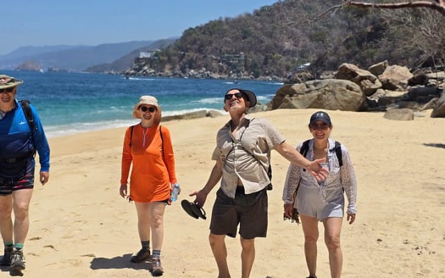 Randonnée côtière et en jungle le long de 6 plages de Puerto Vallarta photo 9