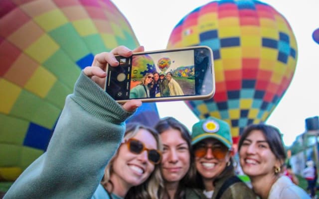 Balloon Flight + Natural Cave Breakfast + Pyramids + Pickup