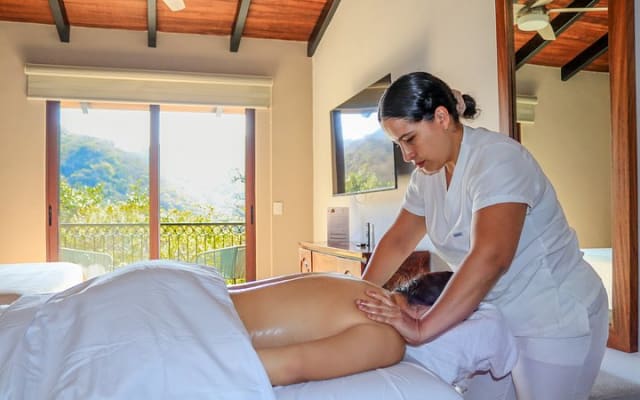 Physio-Massage Therapeutics by IYARI Clinic & Spa Puerto Vallarta photo 8