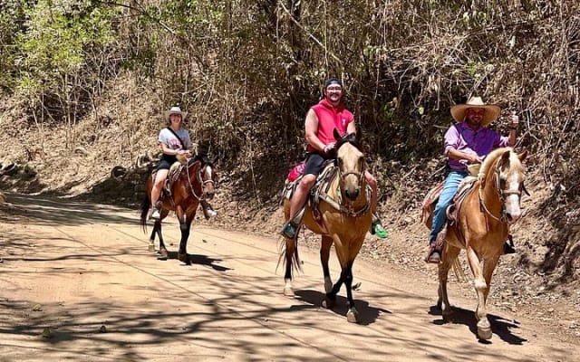 Puerto Vallarta Cowboy for a Day: Ranch Life Experience photo 4
