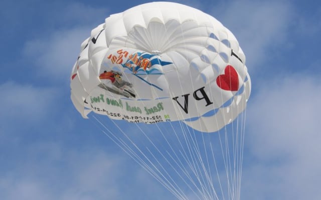 Parasailing in Puerto Vallarta Panoramic experience photo 3