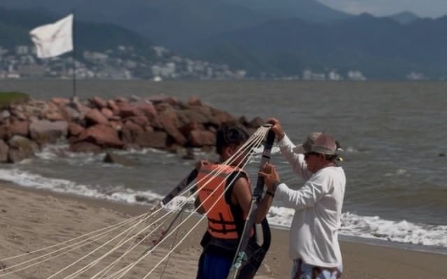 Parasailing in Puerto Vallarta Panoramic experience photo 5