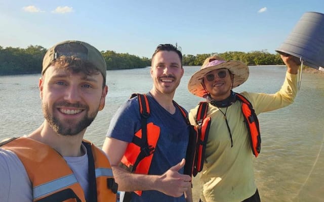 Holbox mangrove kayak tour photo 15
