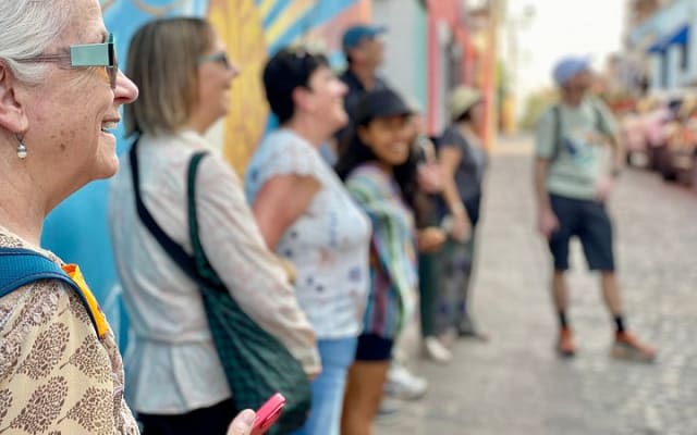 Tour de arte urbano con un artista en Oaxaca photo 4