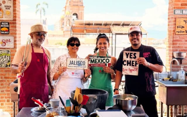 Puerto Vallarta: tour por el mercado, clase de cocina y degustación de tequila photo 3