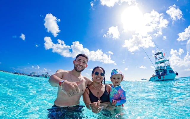 Tour de día completo en catamarán a Cozumel con snorkel, Sky Snorkeling y Kuzá photo 9