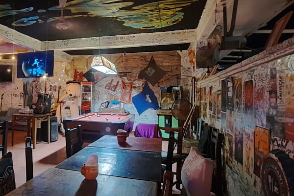 The gusto lounge