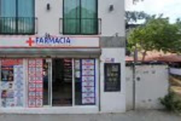 Farmacia Los Arcos