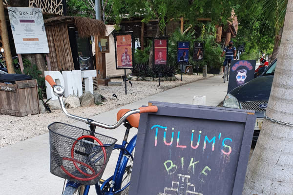 Tulum biker