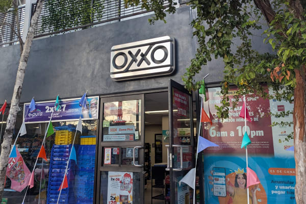Oxxo zama plus