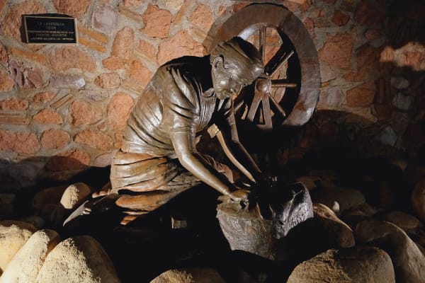 Estatua de la Lavandera