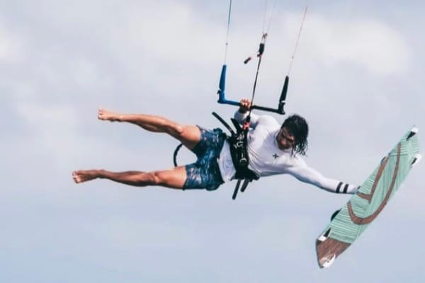 Sian Kite | Kitesurfing & Surf lessons Tulum