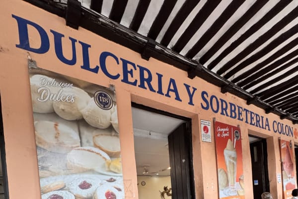 Dulcería and sorbetería Colón
