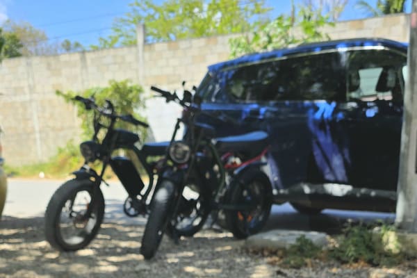 Twist N Glide - Electric Bike Rental Tulum