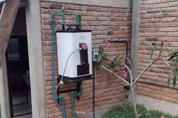 Electricista y Plomero