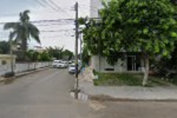 SERVICIOS E INSTALACIONES DE PISCINAS S.A DE C.V