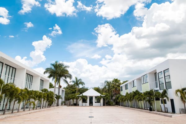 Hotel & Suites Yuca Ville Siglo XXI