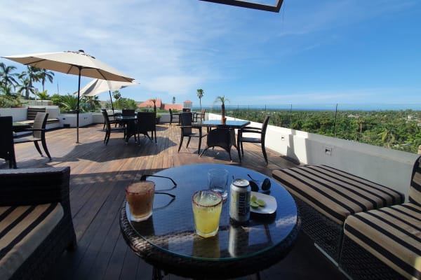 Sky Lounge Bar