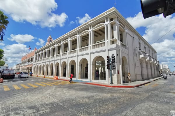 Olimpo Cultural Center
