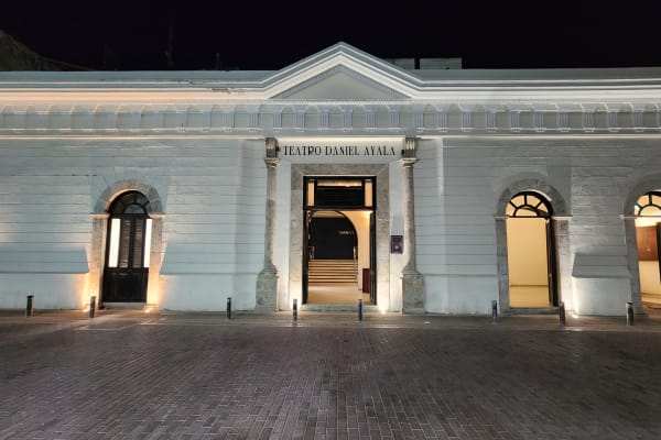 Teatro Daniel Ayala