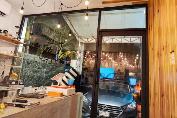 Shiro Café