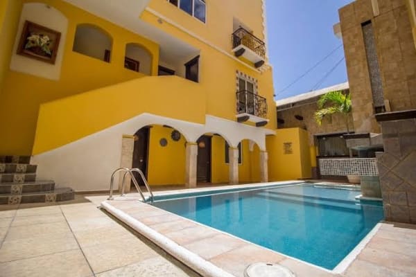 Hotel Suites Flamboyanes