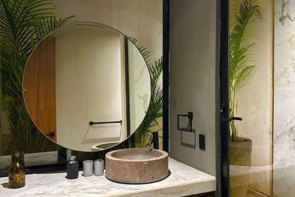 Stunning 2-bedroom villa with private pool, WiFi and AC. Beach club acces.
