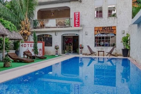 Hotel Maya