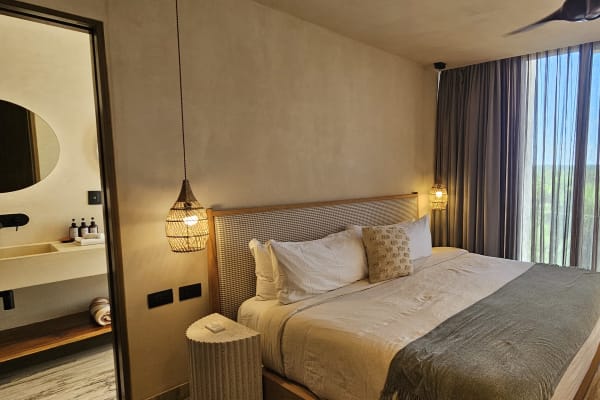 BESPOKE - Member of Small Luxury Hotels Of The World