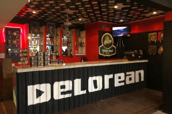 DeloreanBar