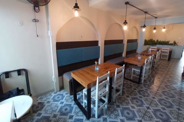 Cucu Bistro MID