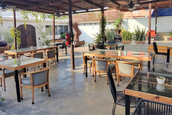Plaza Amigos