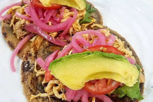 Panuchos y salbutes
