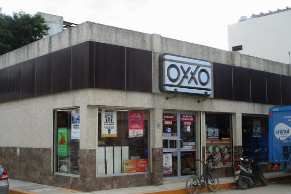 OXXO Veleta CUN