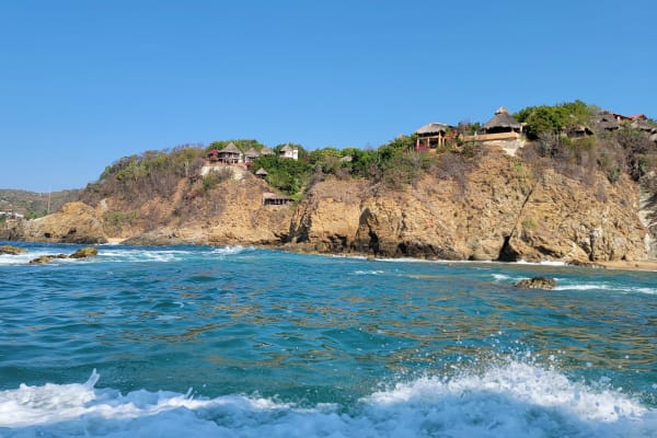 Punta Comenta tours