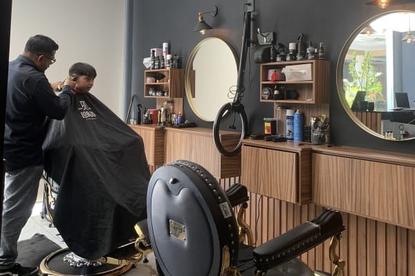 Lobos Barber Shop