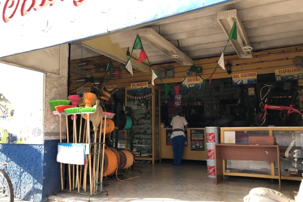 TLAPALERÍA La Esperanza
