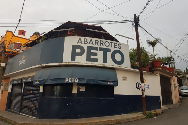 Abarrotes Peto