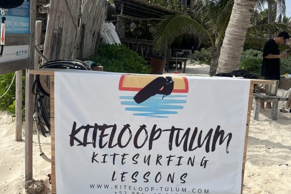 Kiteloop Tulum Kitesurfing Center