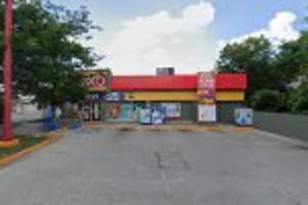 OXXO Bugambilias MID